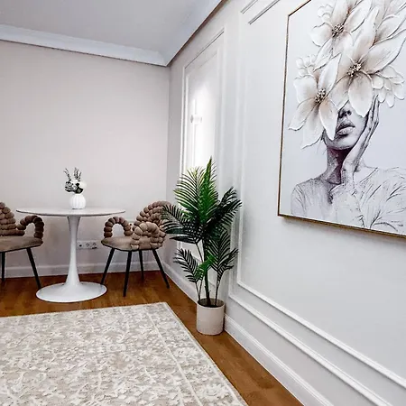 Apartmán Zeya Modern With Underground Parking *